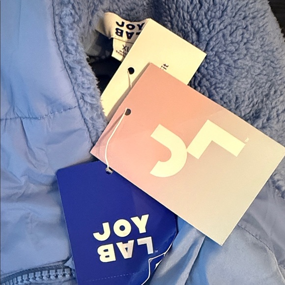 NWT Joy Lab size XL Women's Blue Quilted Vest with Sherpa - Picture 5 of 7